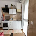 Revival - Ixihome Apartmán *